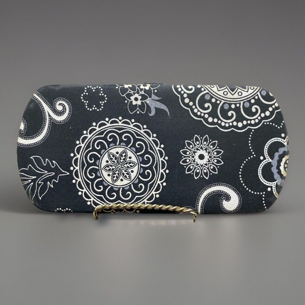 Retired Thirty-One Onyx Padded Hard Case Wallet Snap Closure Medallion Boho